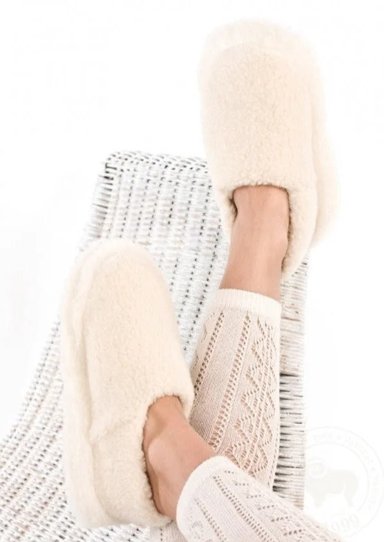 Sheep by the Sea Slippers | Natural