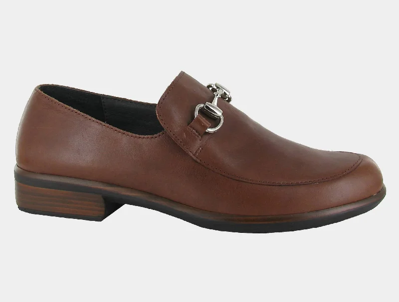 Bentu Loafer In Soft Chestnut Leather