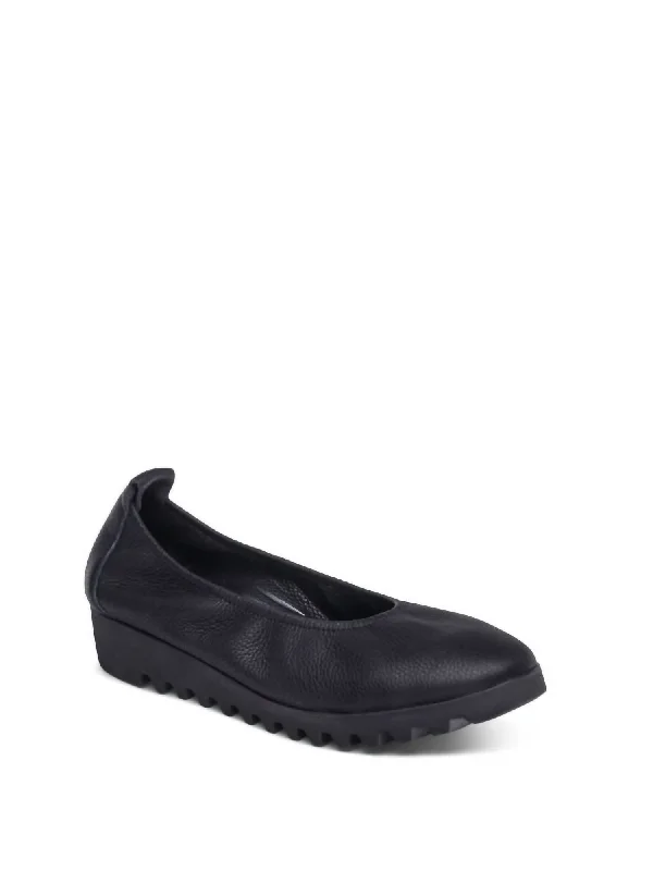 Brianna Ballet Loafer In Black