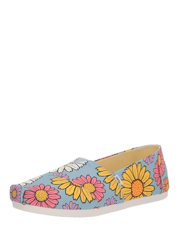 Women's Alpargata Flat Loafer In Pastel Blue Daisies