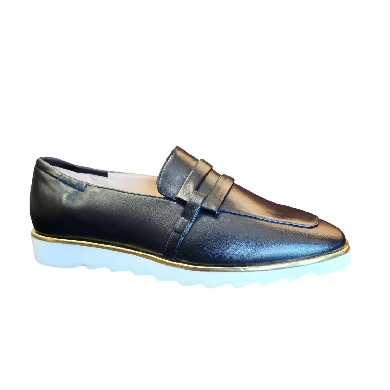 Women's Laura Loafers In Black Leather