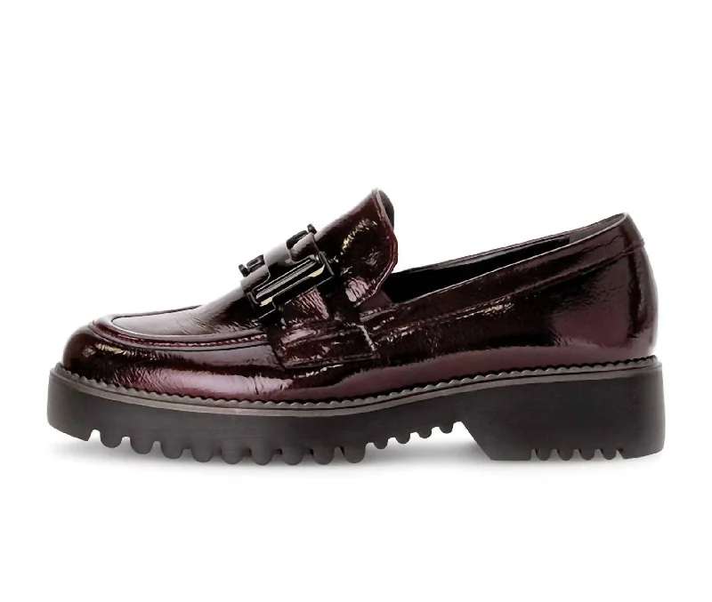 Women's Schwarz Loafer In Burgundy