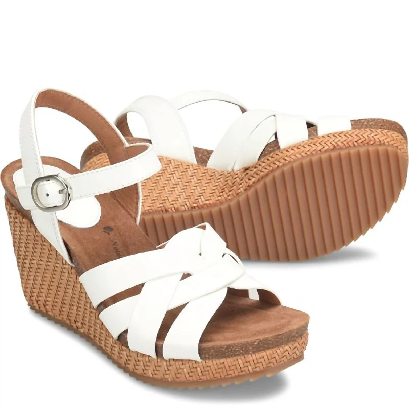 Women's Carlana Wedge Sandal In White